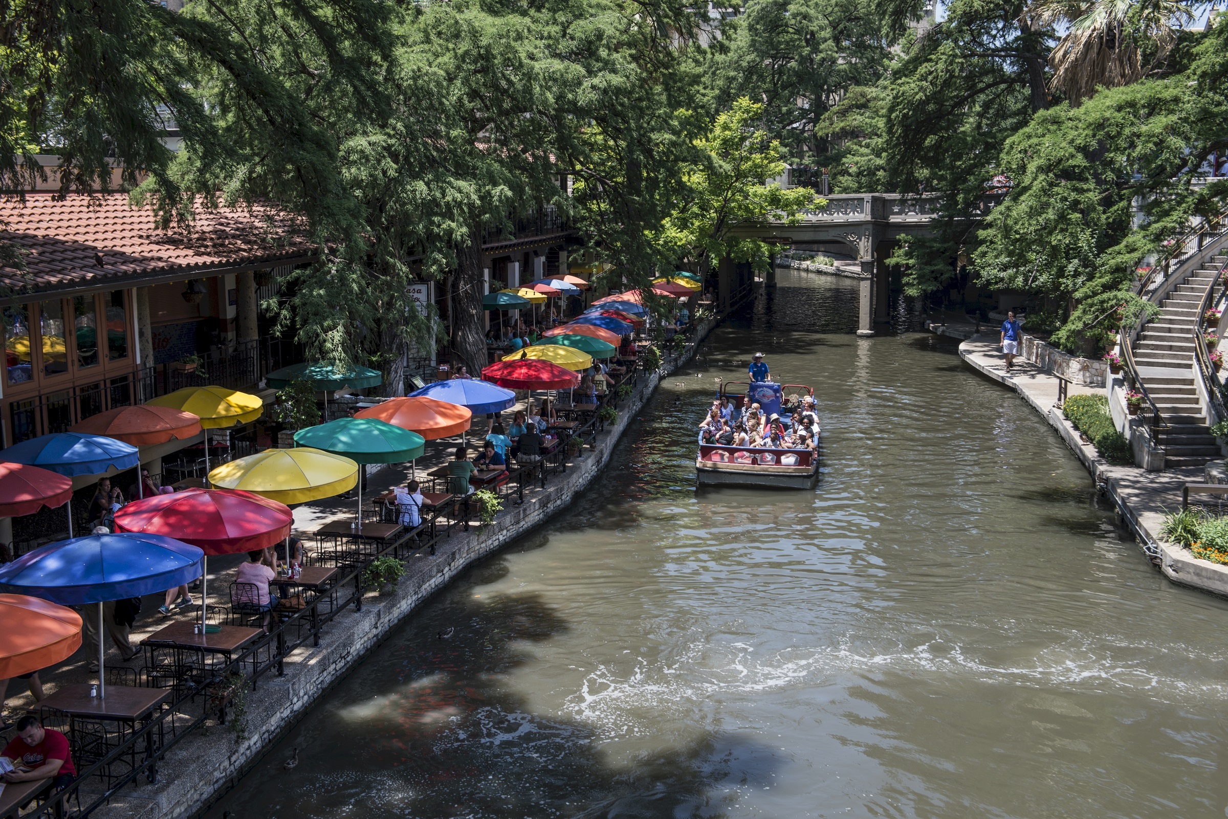San Antonio tourists-2346545